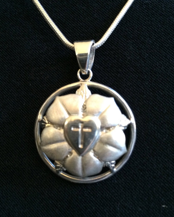 St Thomas Large Sterling Silver Luther Rose Pendant