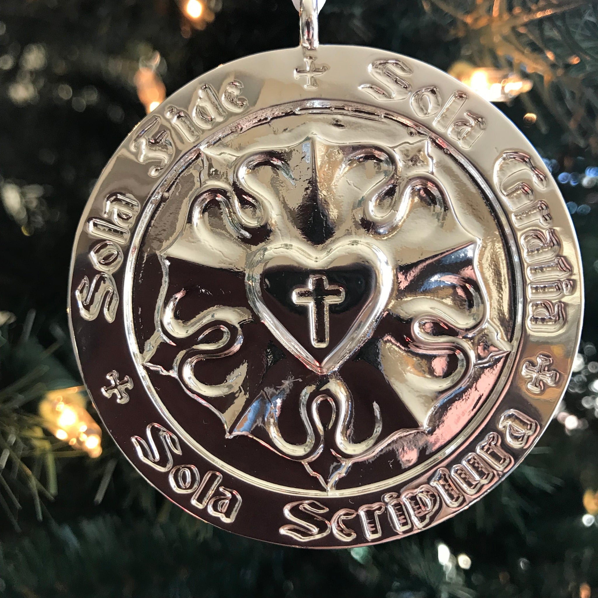 Ad Crucem Luther Rose Christmas Pewter Ornament English and Latin Solas