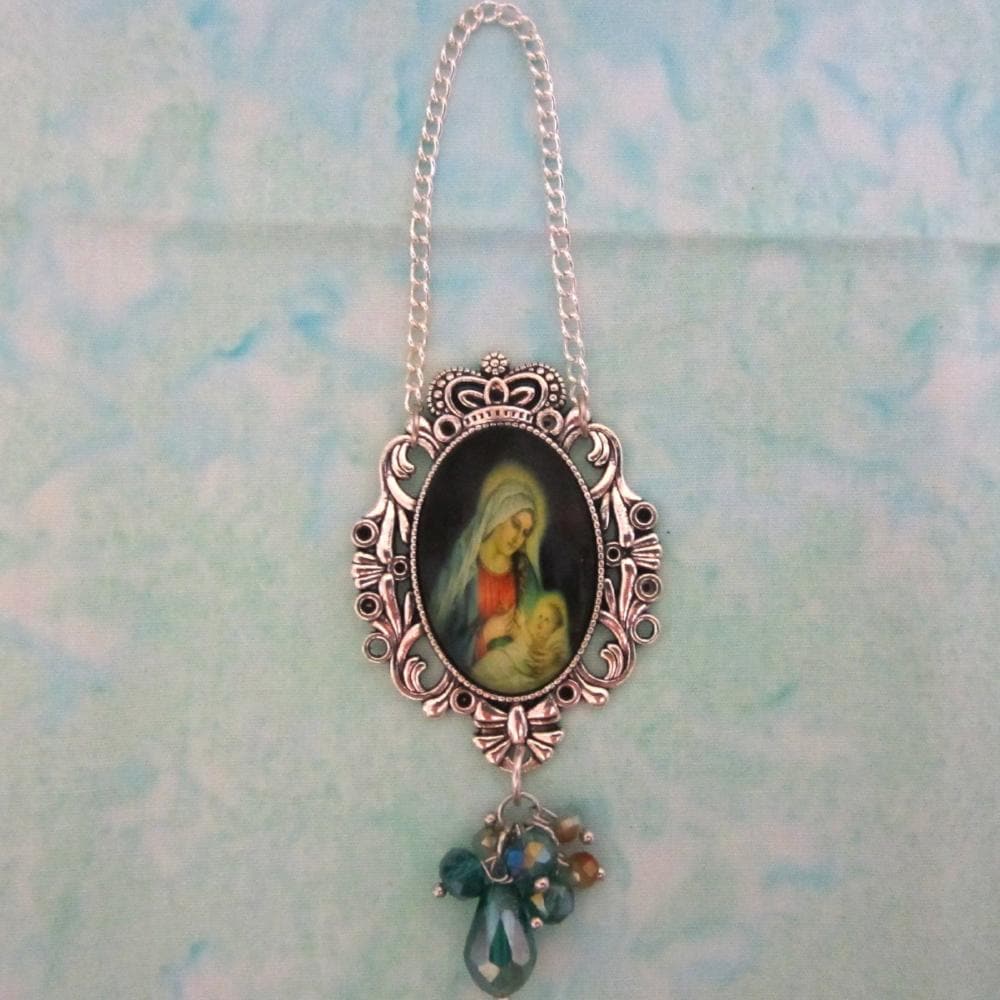 Kelly's Nativity Crown Ornament Small