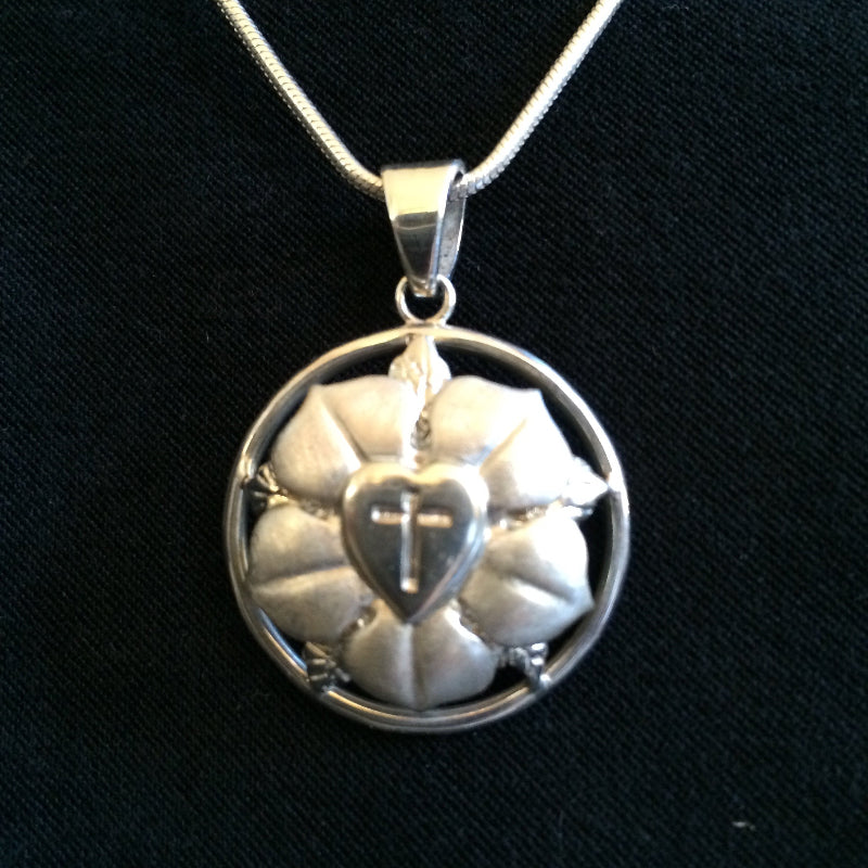 St Thomas Large Sterling Silver Luther Rose Pendant
