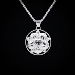 St Thomas Large Sterling Silver Luther Rose Pendant