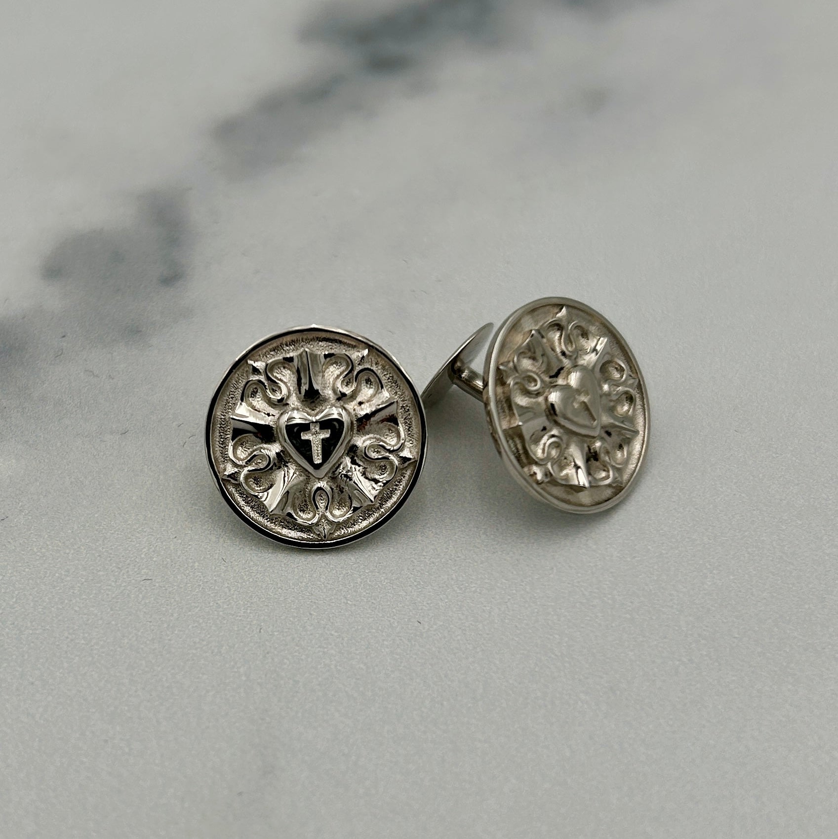 St Thomas Sterling Silver Luther Rose Cufflinks