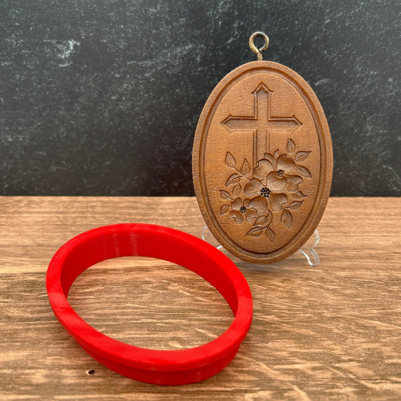 Easter Cross with Woodland Flowers Cookie Mold with Red Cutter