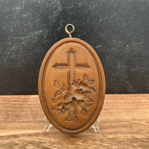 Easter Cross with Woodland Flowers Cookie Mold with Red Cutter