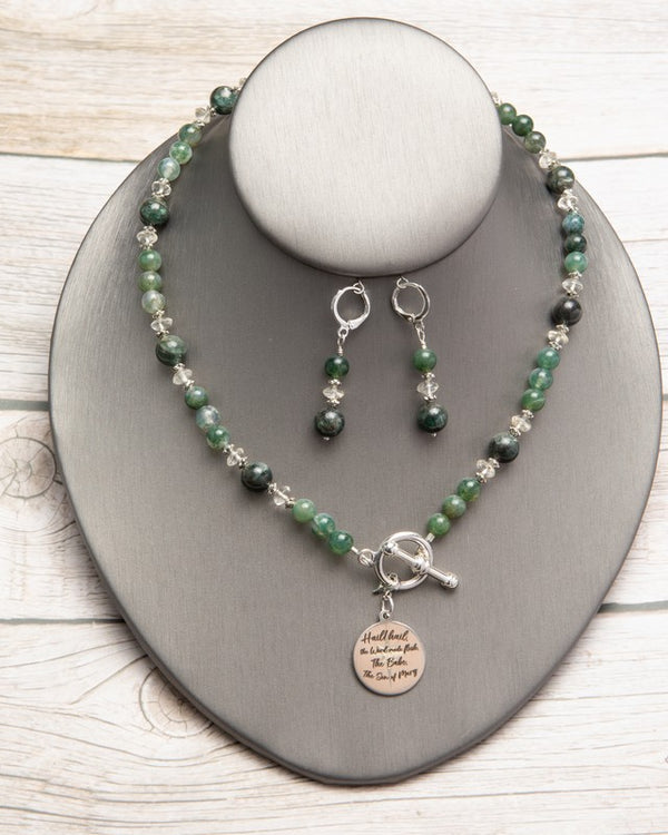 Jennifer’s Moss Green Christmas Necklace and Earring Set