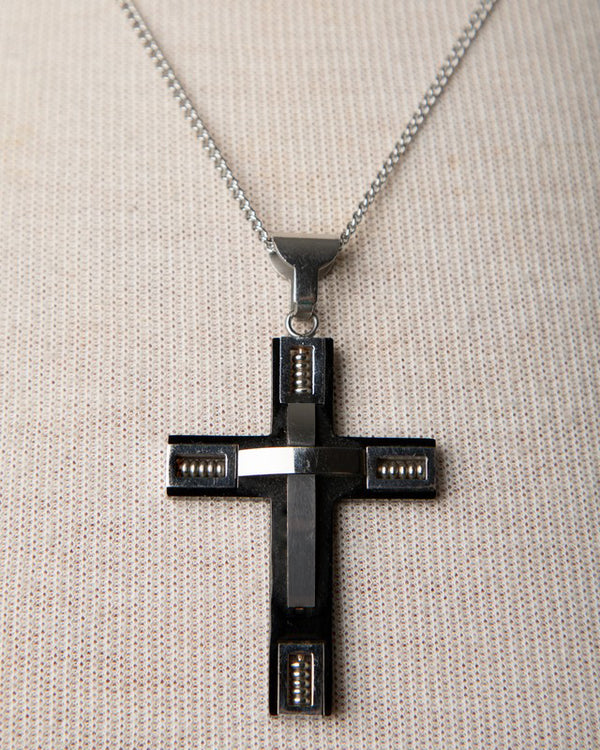 Jennifer’s Unisex Stainless Cross Necklace