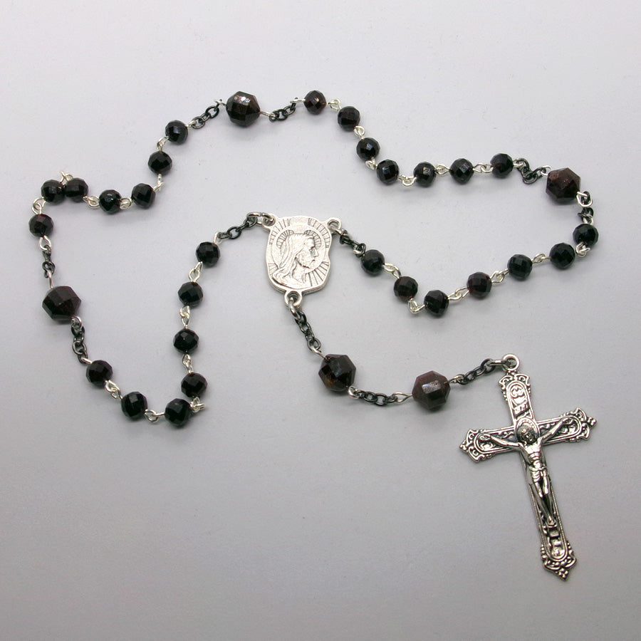 Kelly's Faceted Garnet Prayer Beads