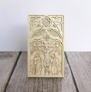 Kelly's Miniature "Ivory" Crucifixion