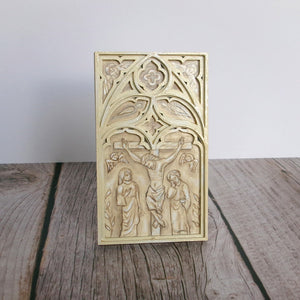 Kelly's Miniature "Ivory" Crucifixion
