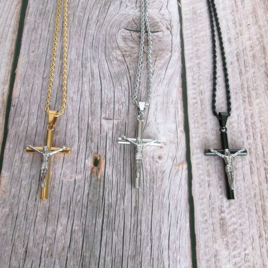 Kelly's Multi-Tone Rope Chain Crucifix Necklace