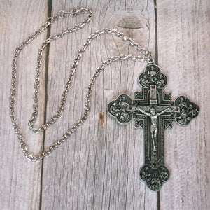 Kelly's XL Apostles Crucifix Necklace