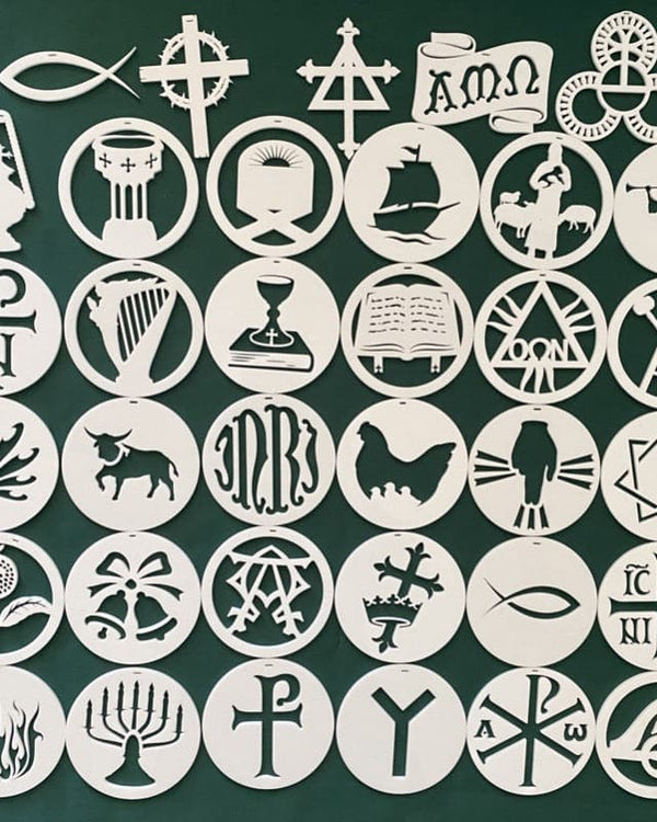 Ad Crucem Christmons - The Thirty Five