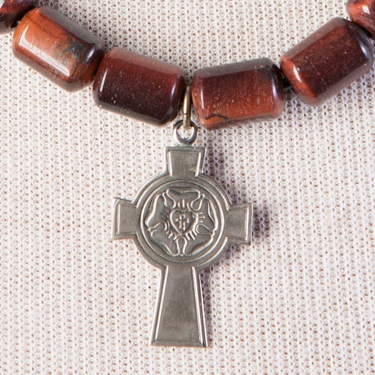 Jennifer’s Unisex Luthers Seal Necklace